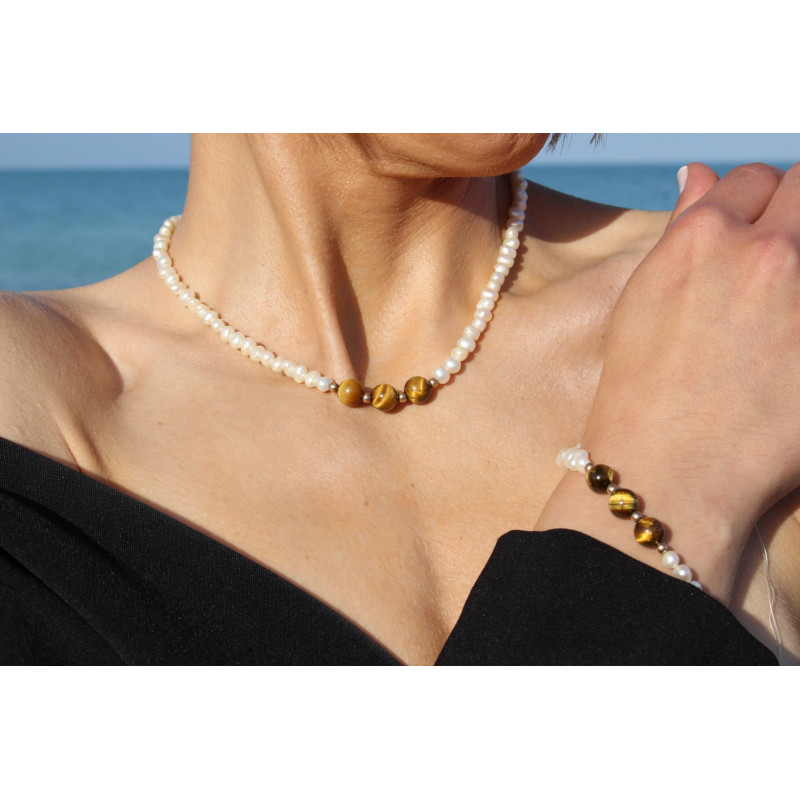 Cultured Pearl Necklace with Tiger's Eye and Gold 18 karats Cultured Pearl Necklace with Tiger's Eye and Gold 18 karats