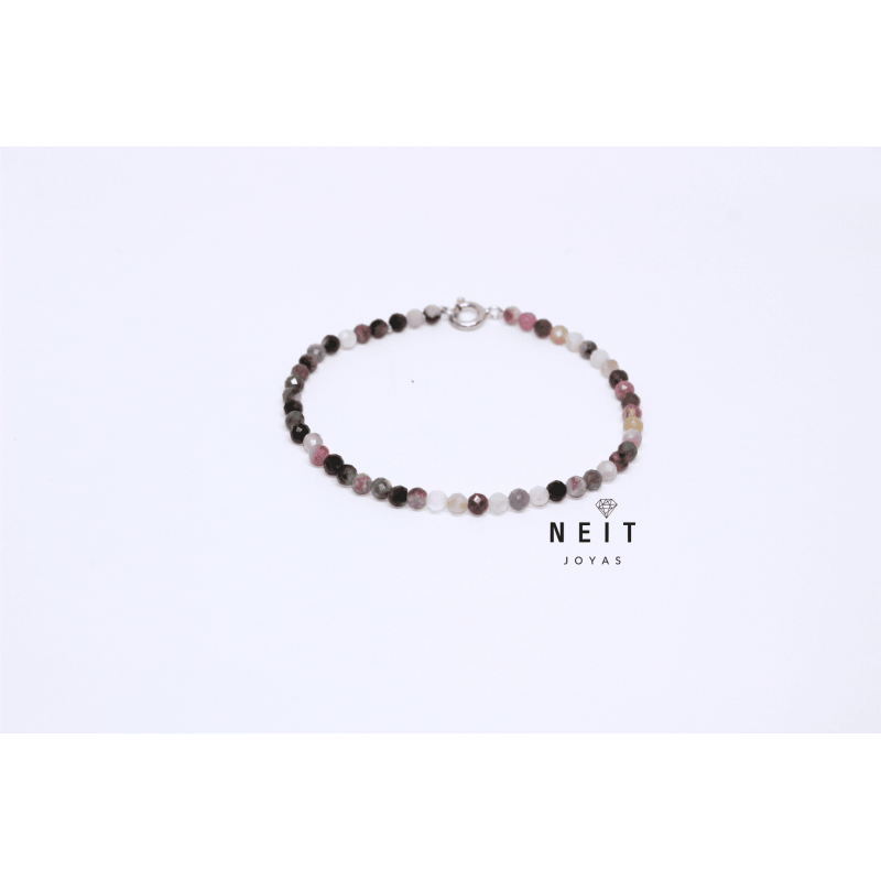 Ariadna – 3.5 mm Rose Quartz Bracelet with Silver Clasp – 18 cm Ariadna – 3.5 mm Rose Quartz Bracelet with Silver Clasp – 18 cm