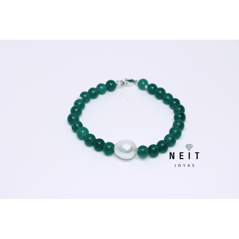 Daphne Green Quartz Bracelet with Pearl and Silver Clasp – 18 cm Daphne Green Quartz Bracelet with Pearl and Silver Clasp – 18 cm
