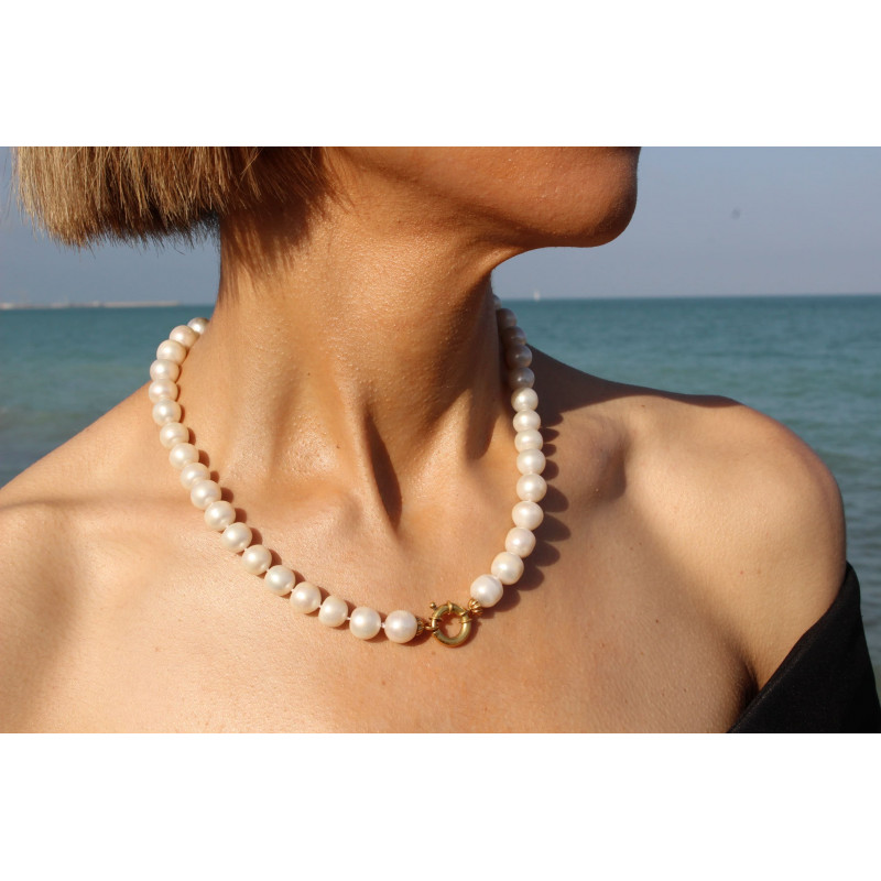 Classic Pearl Necklace 10mm with 18K Gold Clasp – Handmade Jewelry Classic Pearl Necklace 10mm with 18K Gold Clasp – Handmade Jewelry